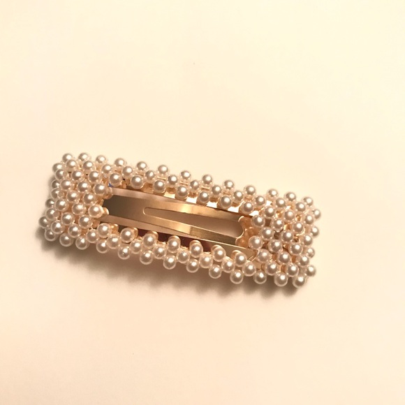 Hair clip - Picture 1 of 1